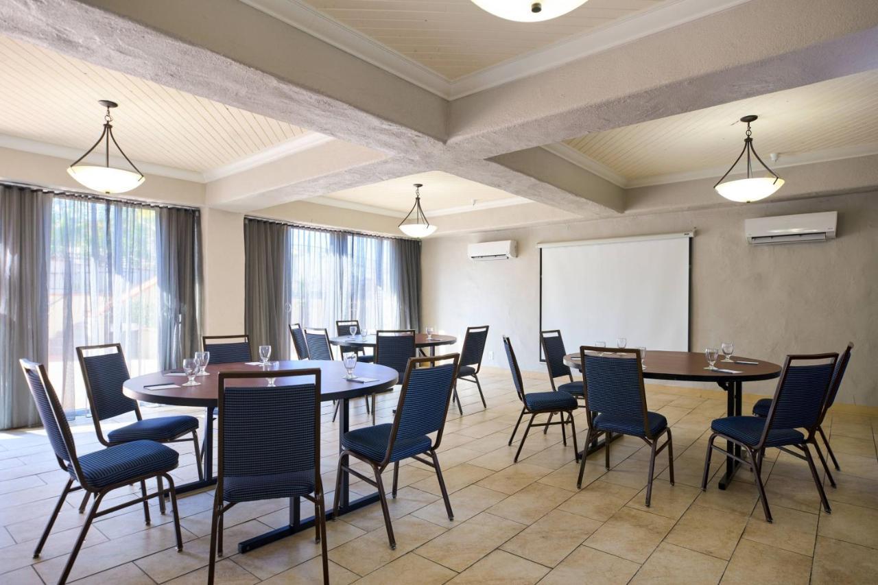 Fairfield Inn & Suites San Diego Old Town Eksteriør billede